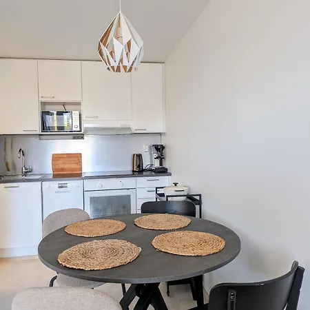 Henniina V Kotoisa - Free Parking & Easy Check-in