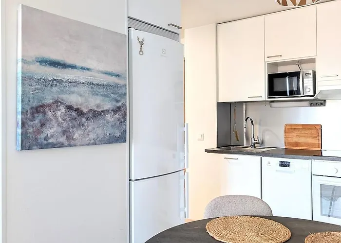 Henniina V Kotoisa - Free Parking & Easy Check-in Апартаменты