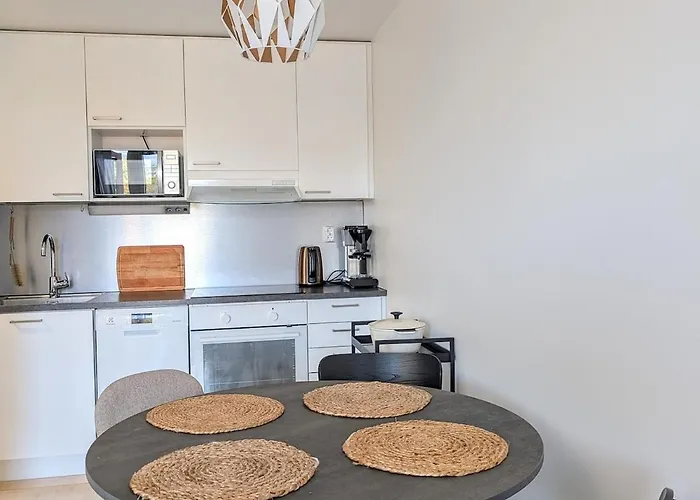 Henniina V Kotoisa - Free Parking & Easy Check-in